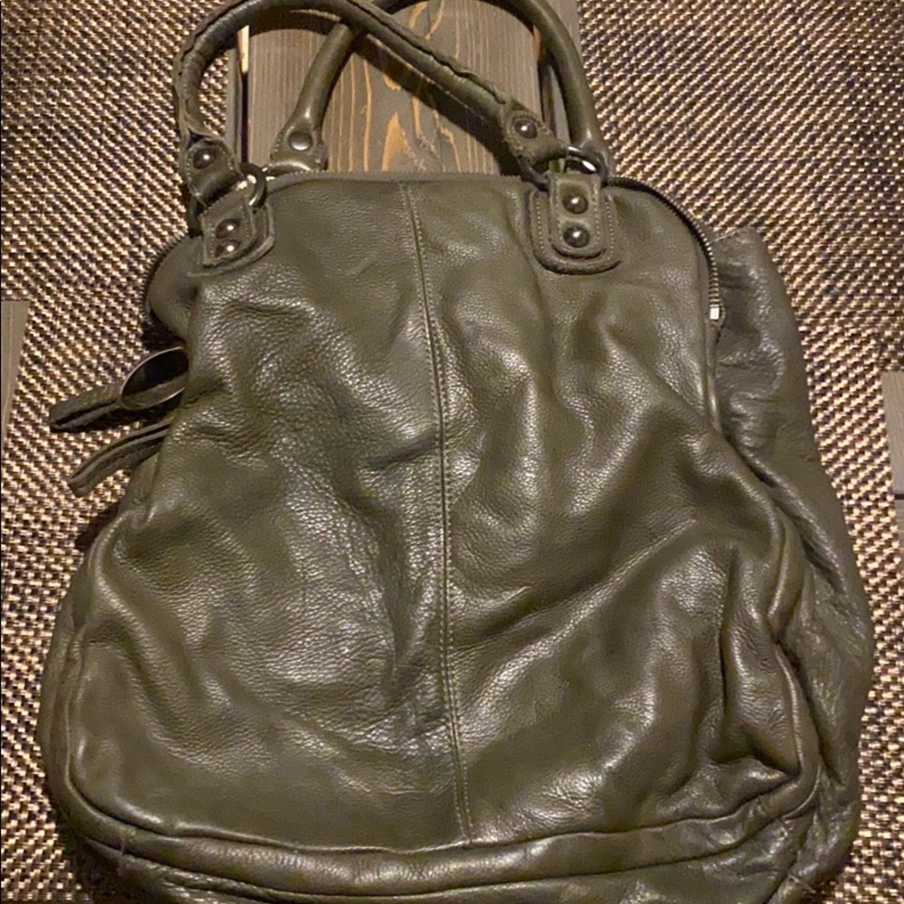 Tote - Picture 3 of 3